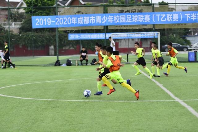 中国U23男足点球胜乌兹别克夺得铜牌，聚焦未来备战奥运